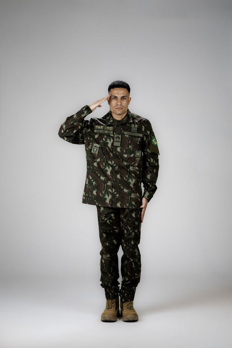 FARDA DO EXÉRCITO BRASILEIRO - MODELO NOVO IMPERMEÁVEL - (BRINDE) MOCHILA DE TRANSPORTE E CORDÃO TÁTICO